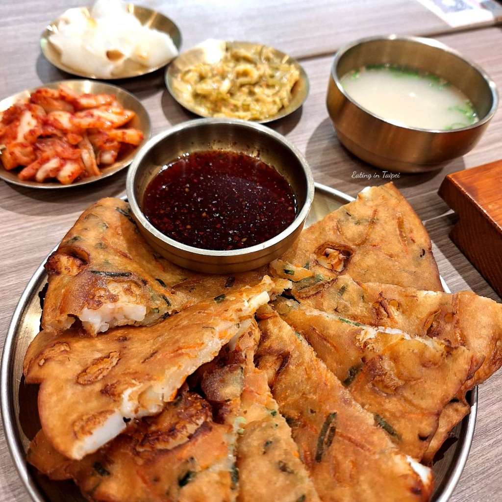 Dodoli seafood pancake