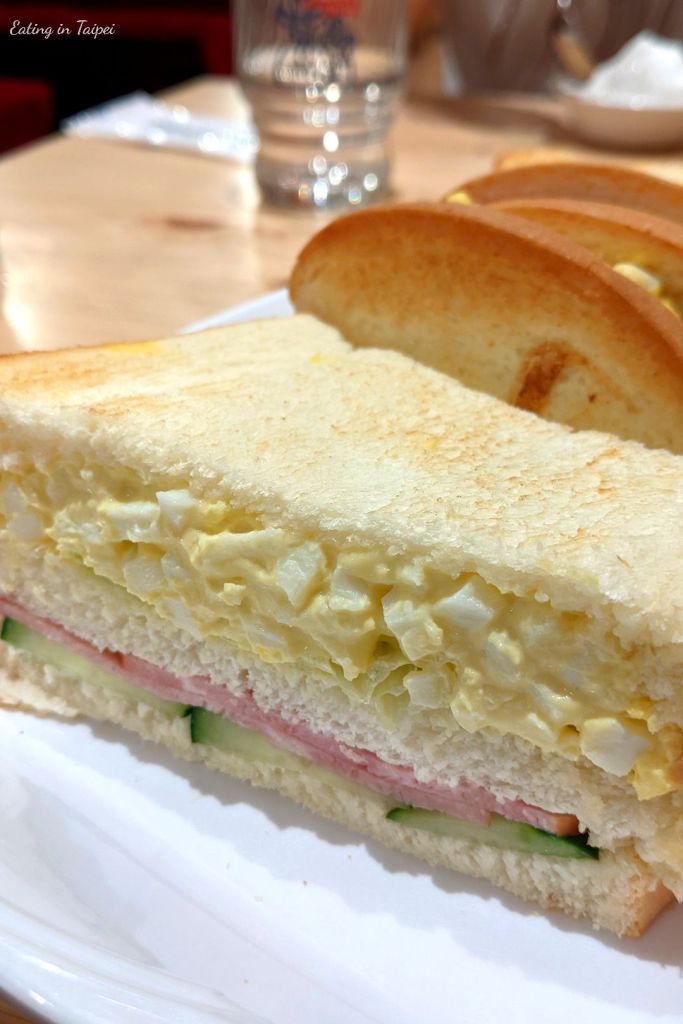 Komeda s coffee sandwich