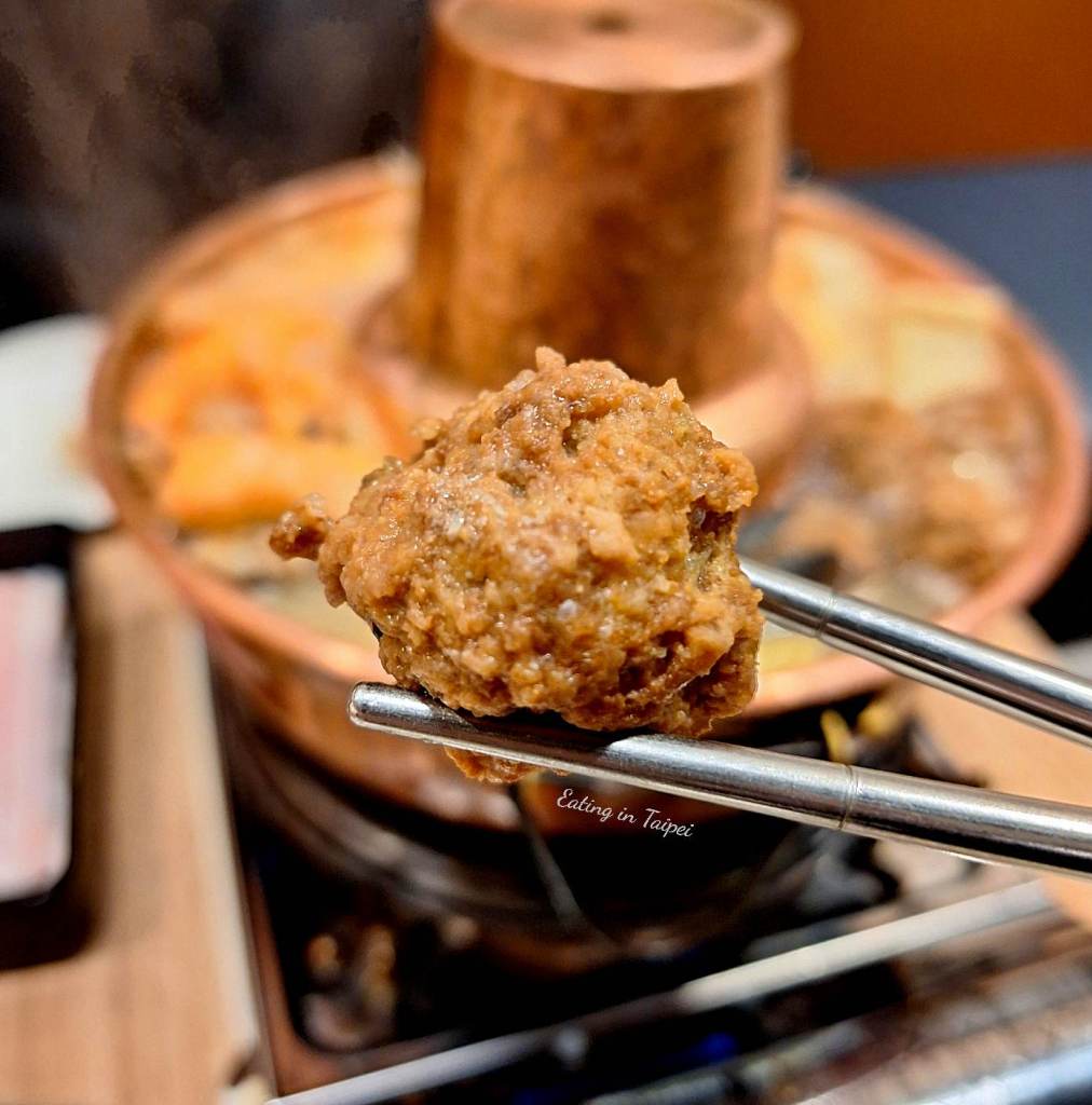 Tai He Lou pickled Chinese cabbage and pork pot meat ball